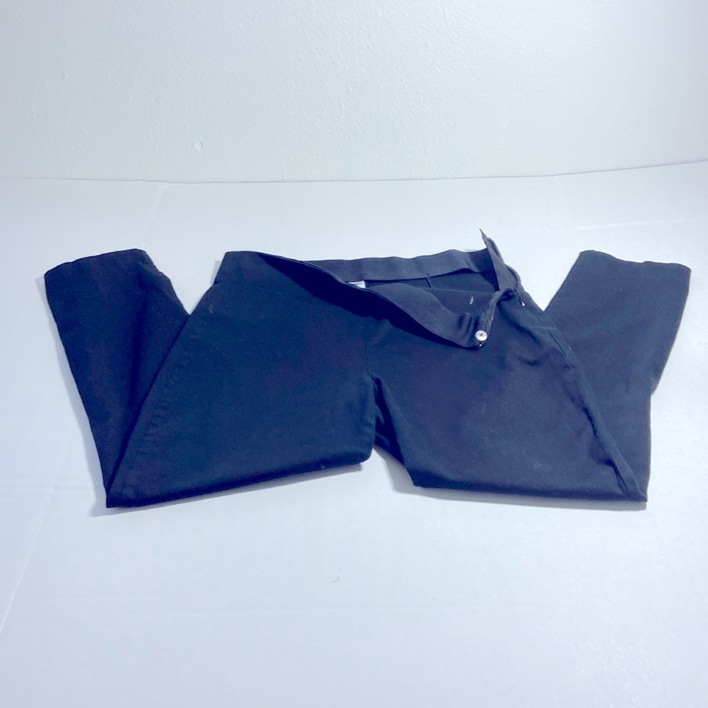 Old Navy Black Capris Pants. Sz 12 Side Zipper. Work or Casual.